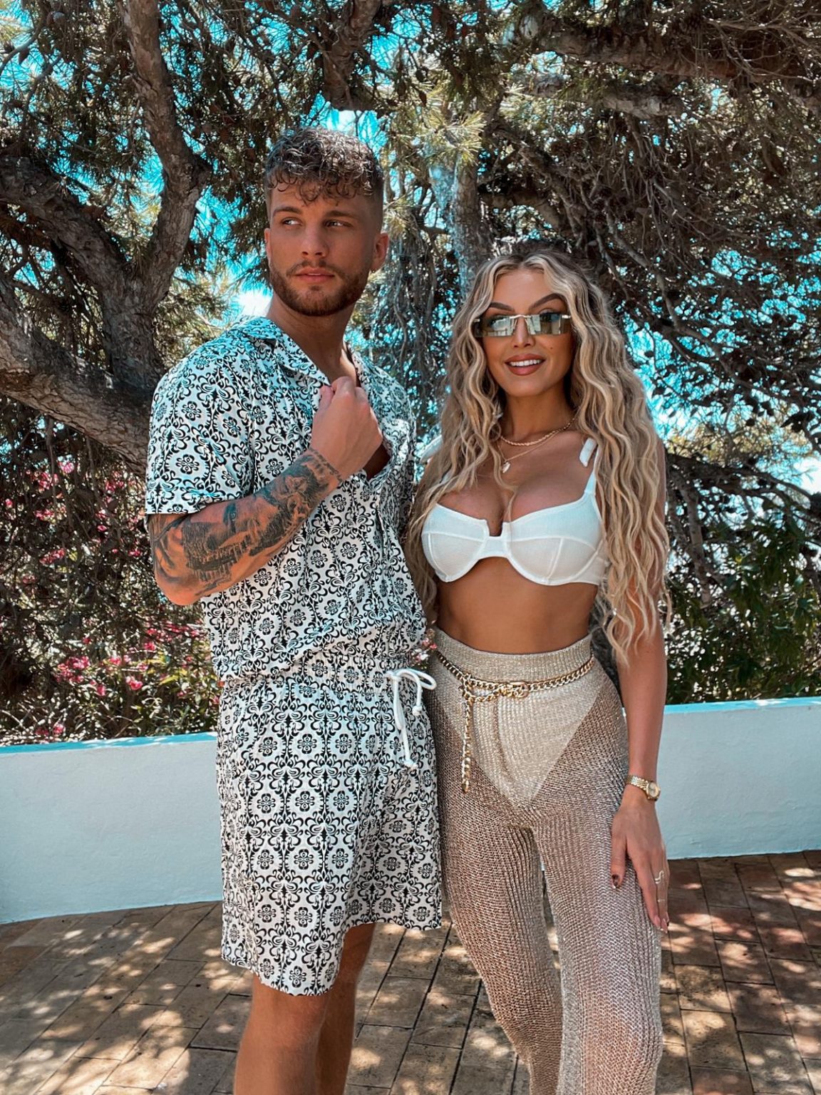 What to Wear to a Beach Club O Beach