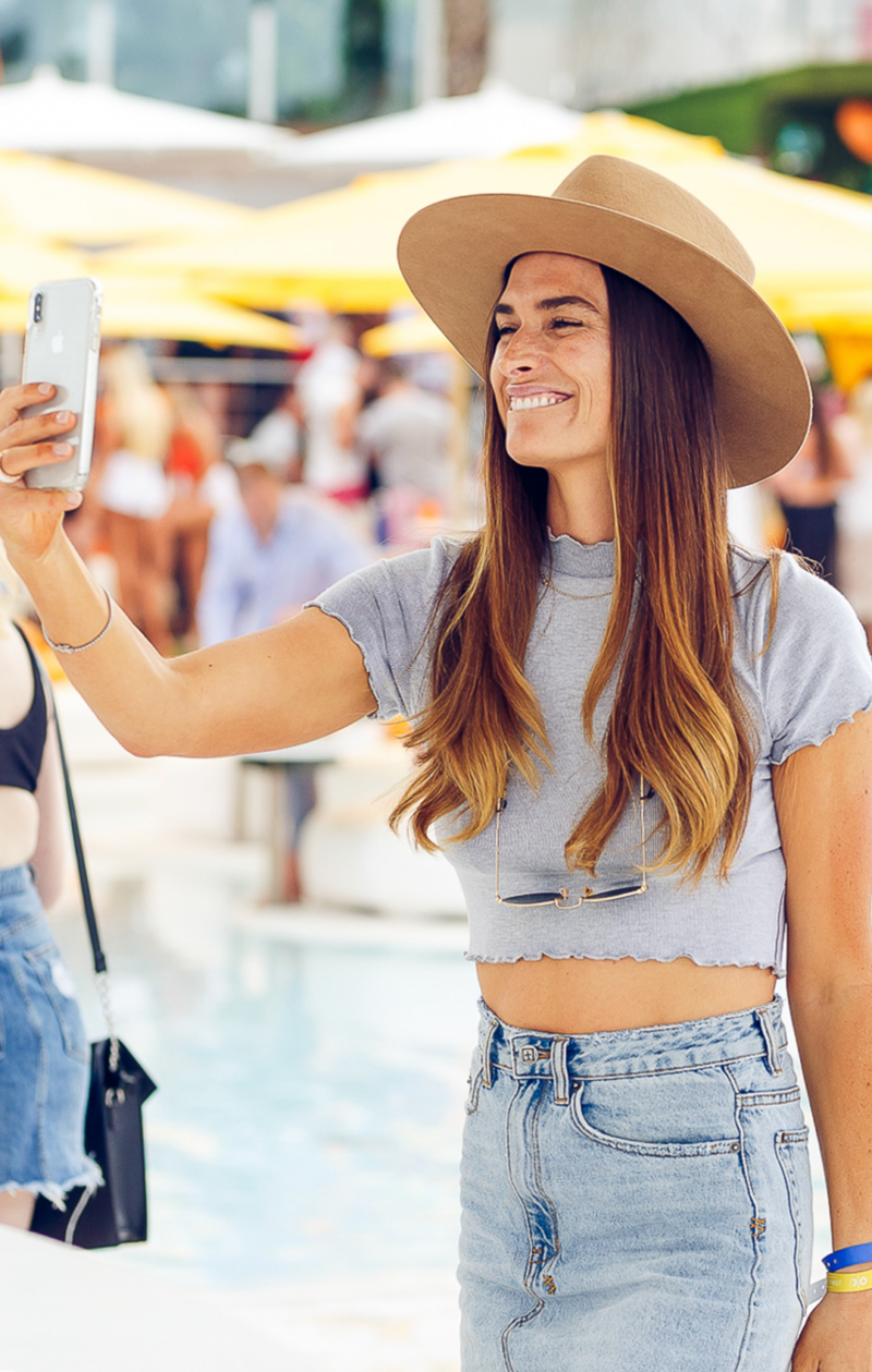 What to wear a beach club (female edition) O Beach — free download